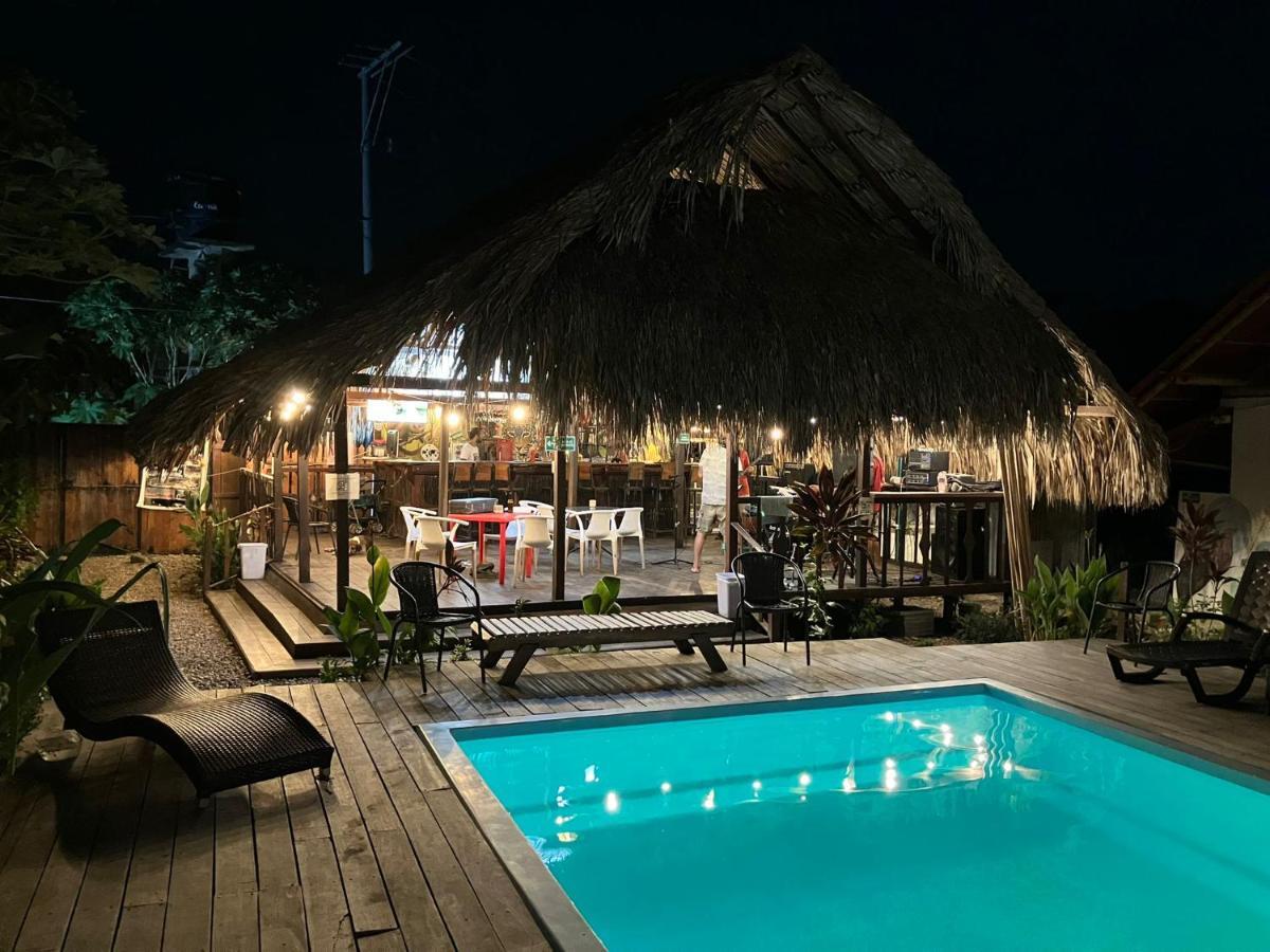 Kaluta Hostel Palomino Kültér fotó
